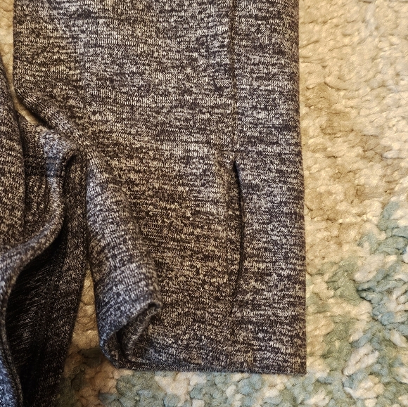 Lululemon Awesoma Henley - Picture 2 of 4